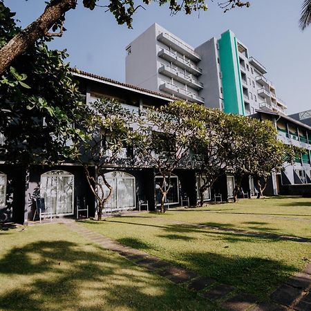 Earl'S Regent Negombo Hotel Kültér fotó